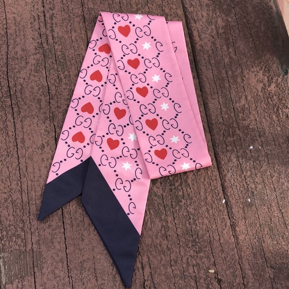 Gucci Scarf - Picture 6 of 10